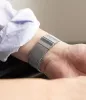 Apple Watch 8/9/10/11/12/SE/Ultra 44/45/46/49 mm ezüst Ringke Metal One Mesh milánói acél óraszíj