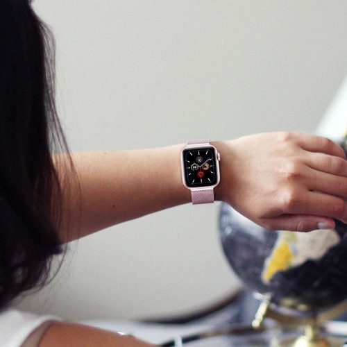 Apple Watch Tech-Protect Elegáns Milánói Fém Szíj 8 / 9 / 10 / 11 / SE (40 / 41 / 42 MM) - rosegold