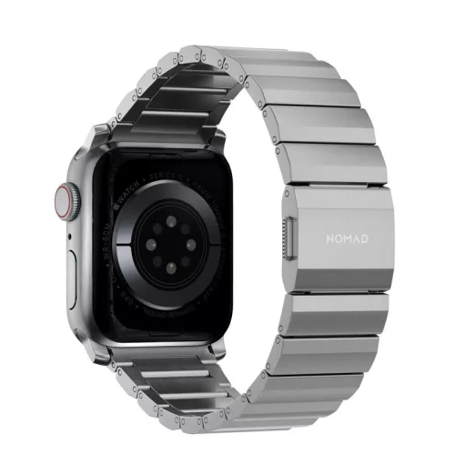 Nomad Titánium Apple Watch szíj 42/ 44/ 45/ 46 /49 mm - ezüst