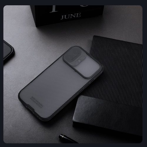 Nillkin CamShield PRO tok Apple iPhone 17 készülékhez – Átlátszó fekete