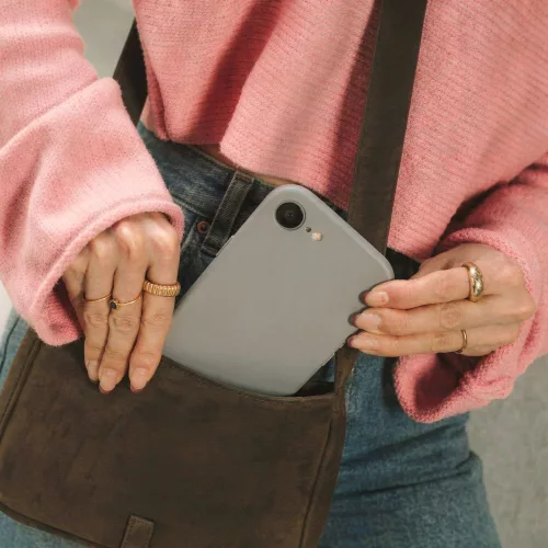 Tech-protect silicone magsafe iphone 16e / 17e kőszürke szilikon tok