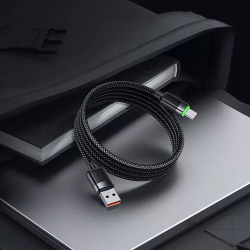 Hálózati usb-s töltőfej, lighting kábellel.